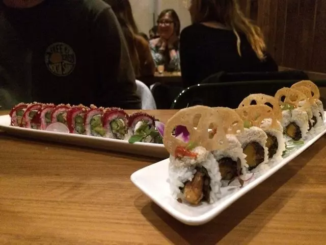 Shizen Vegan Sushi Bar & Izakaya