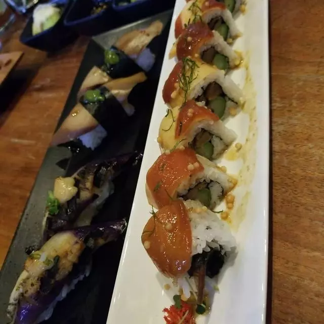 Shizen Vegan Sushi Bar & Izakaya