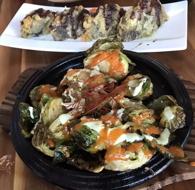 Shizen Vegan Sushi Bar & Izakaya