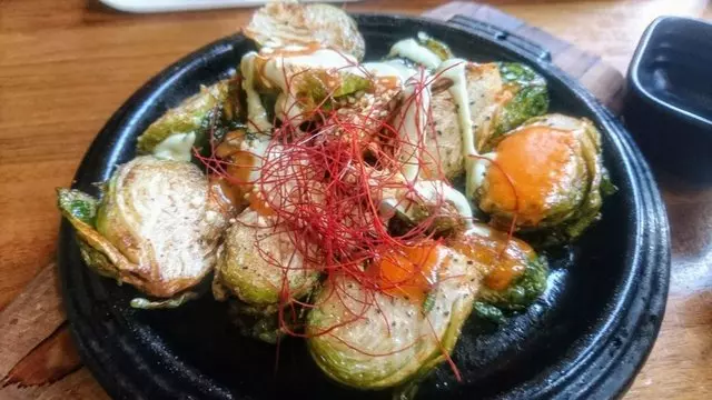 Shizen Vegan Sushi Bar & Izakaya