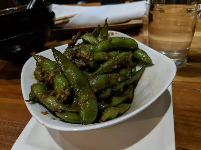 Shizen Vegan Sushi Bar & Izakaya