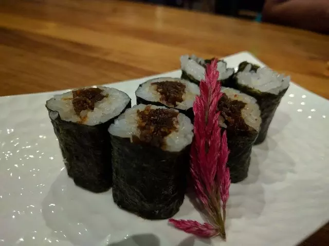 Shizen Vegan Sushi Bar & Izakaya