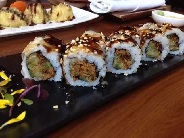 Shizen Vegan Sushi Bar & Izakaya