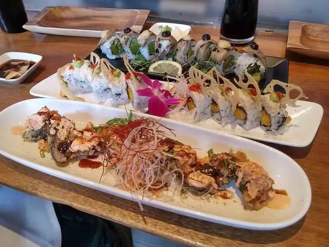 Shizen Vegan Sushi Bar & Izakaya
