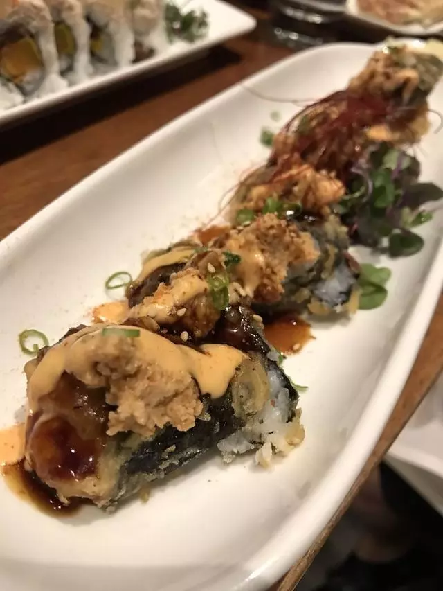 Shizen Vegan Sushi Bar & Izakaya