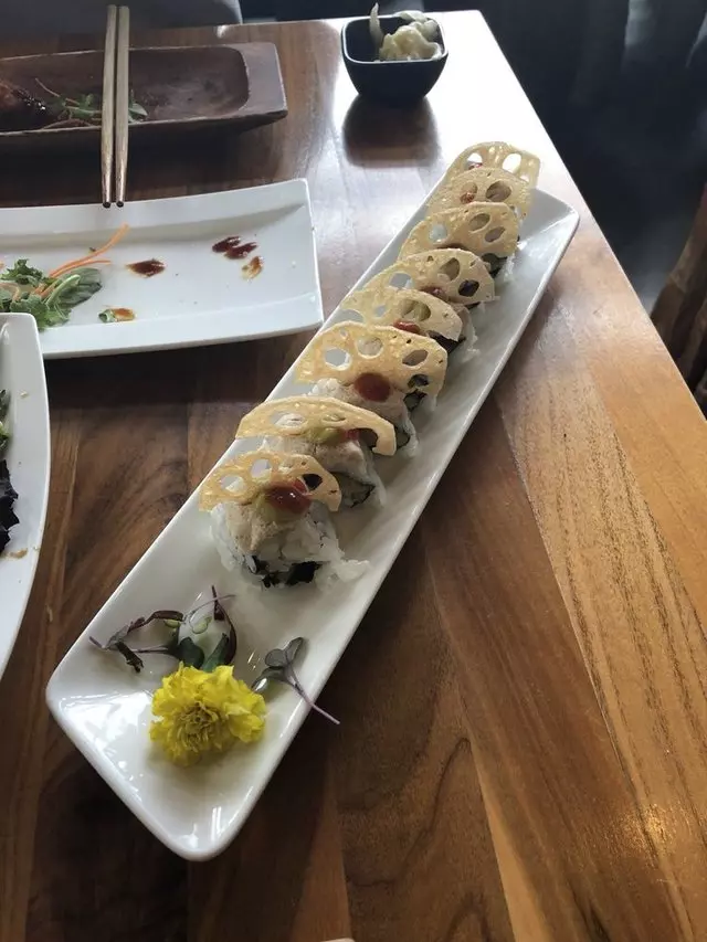 Shizen Vegan Sushi Bar & Izakaya