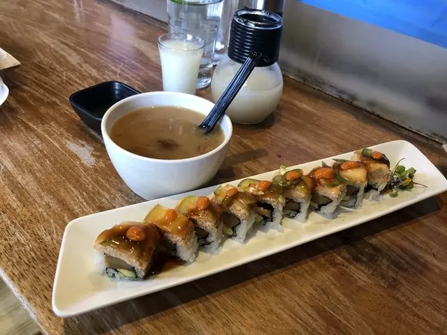 Shizen Vegan Sushi Bar & Izakaya