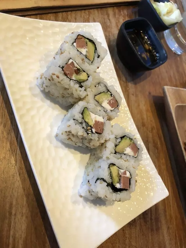Shizen Vegan Sushi Bar & Izakaya