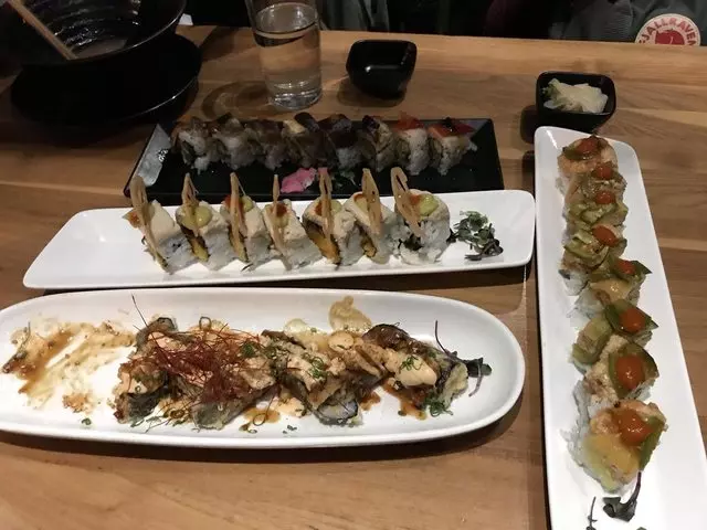 Shizen Vegan Sushi Bar & Izakaya