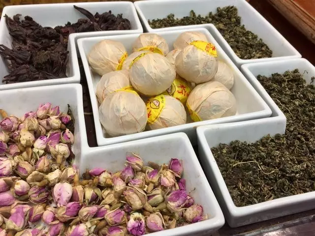 Vital Tea Leaf