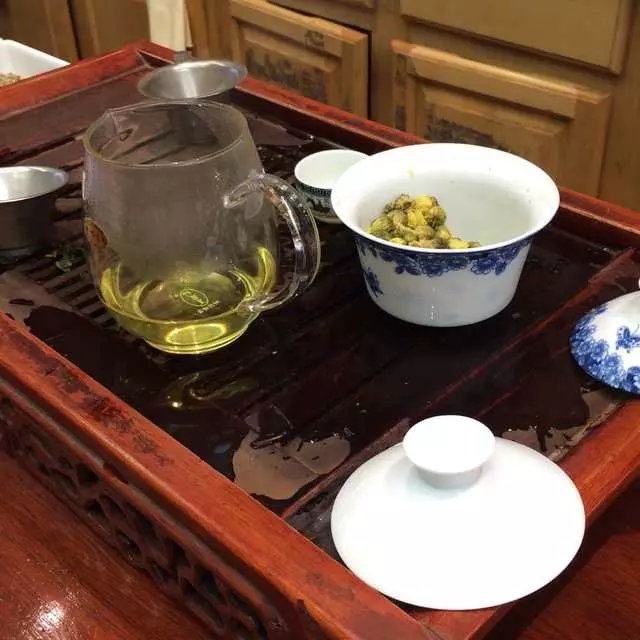 Vital Tea Leaf