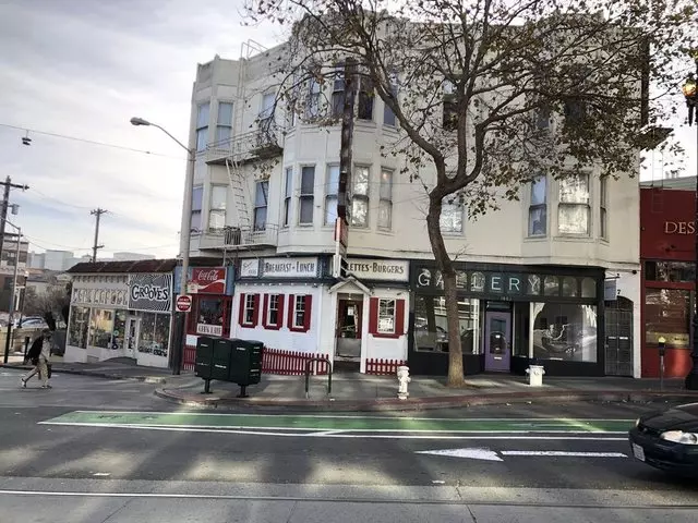 It’s Tops Coffee Shop