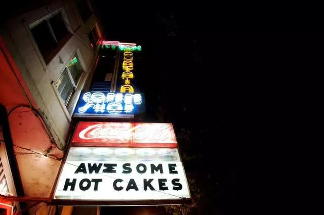 It’s Tops Coffee Shop
