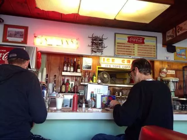 It’s Tops Coffee Shop