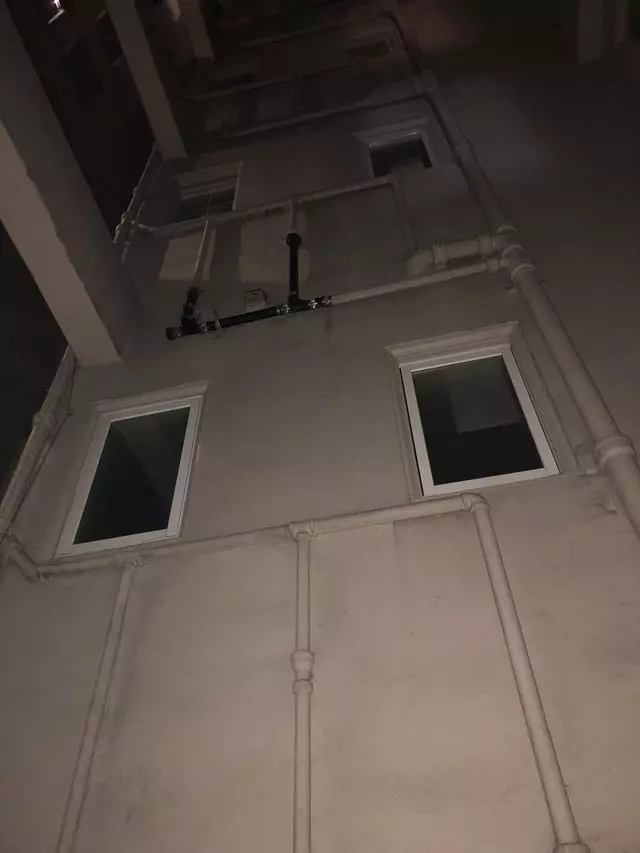 24 SF Handyman
