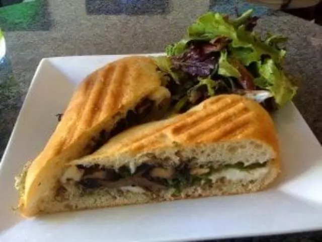 The Blue Fig