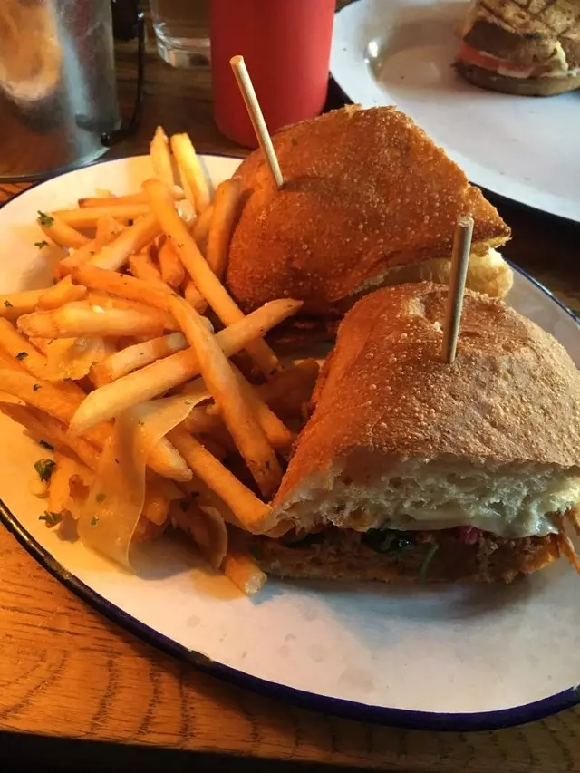 Brickhouse Cafe