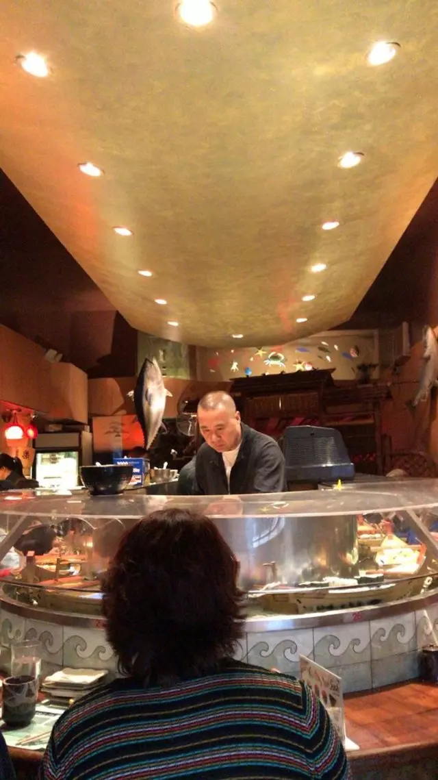 Warakubune Sushi