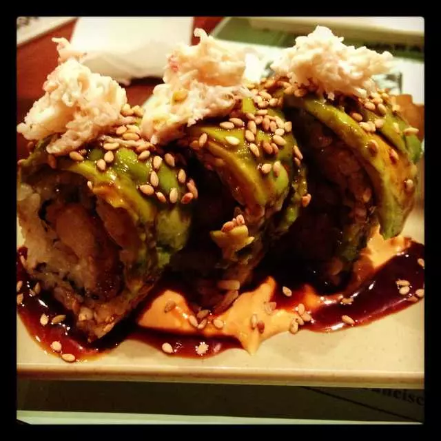 Warakubune Sushi