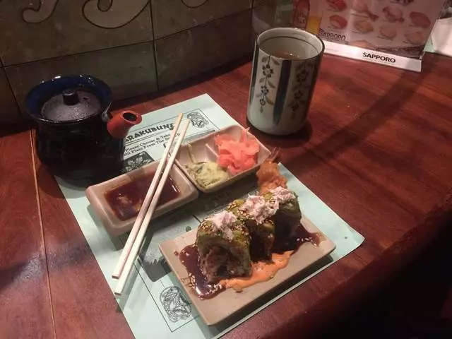 Warakubune Sushi