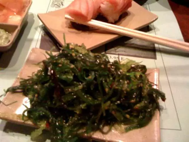 Warakubune Sushi