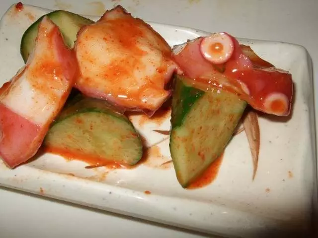Warakubune Sushi