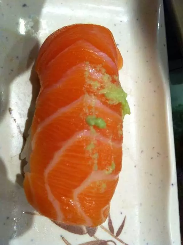 Warakubune Sushi