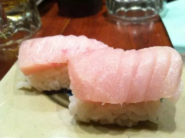 Warakubune Sushi