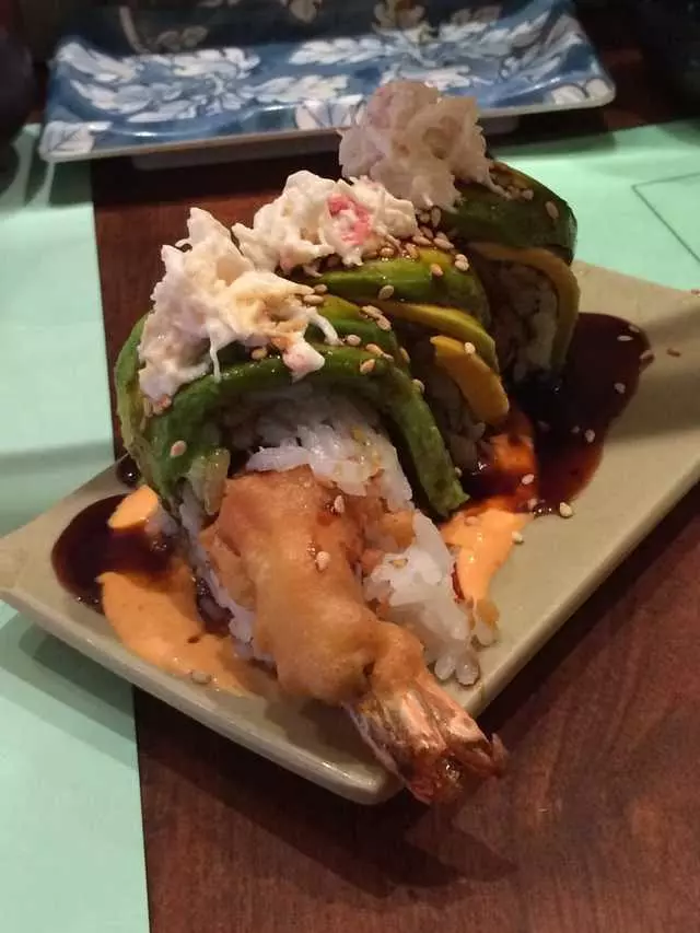 Warakubune Sushi