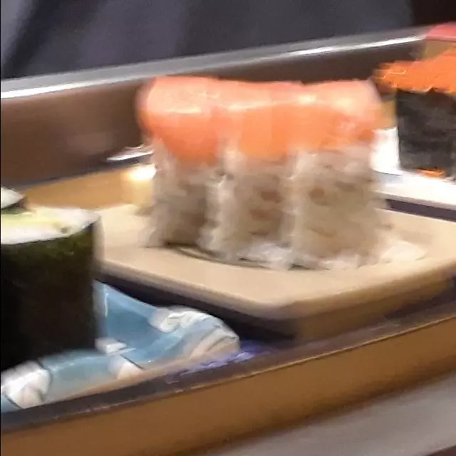 Warakubune Sushi