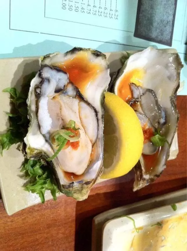 Warakubune Sushi