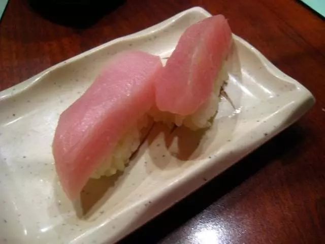Warakubune Sushi
