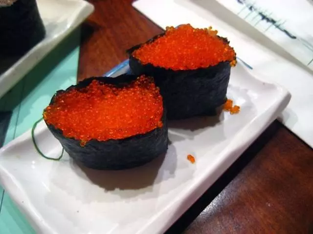 Warakubune Sushi