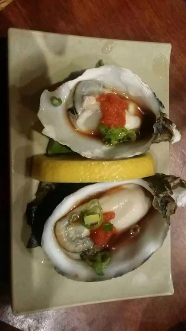 Warakubune Sushi