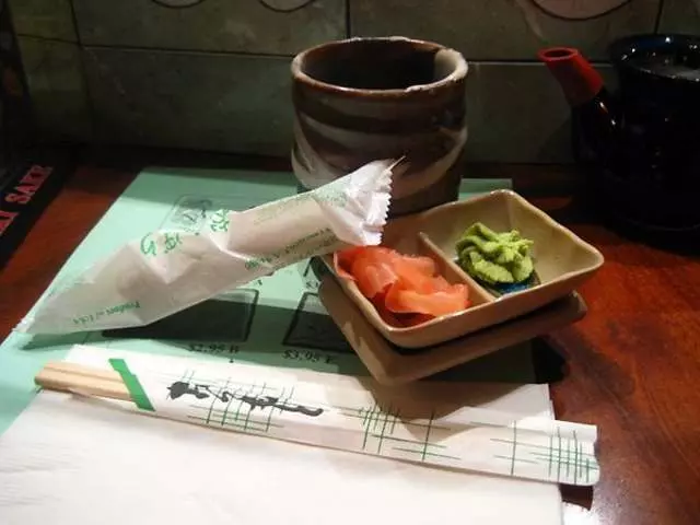 Warakubune Sushi