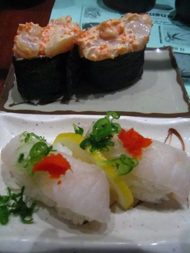 Warakubune Sushi