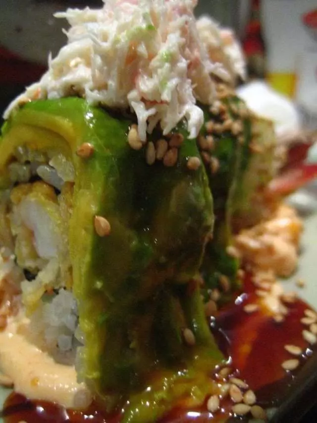 Warakubune Sushi