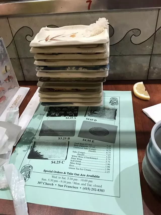 Warakubune Sushi