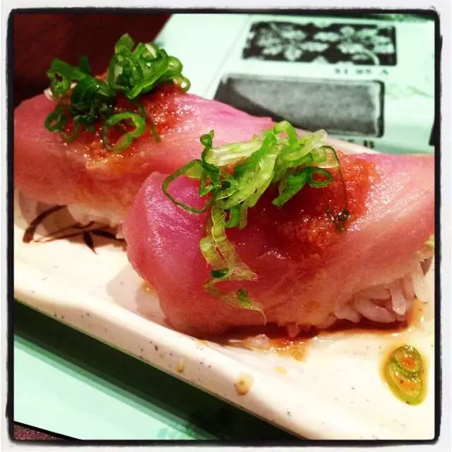 Warakubune Sushi