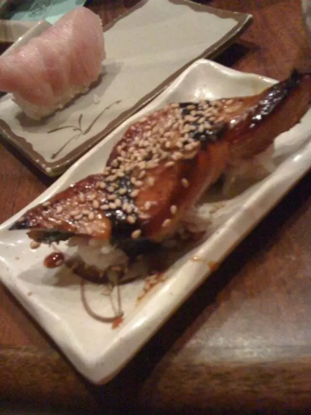 Warakubune Sushi