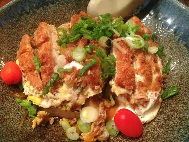 Warakubune Sushi