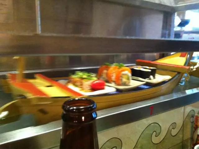 Warakubune Sushi