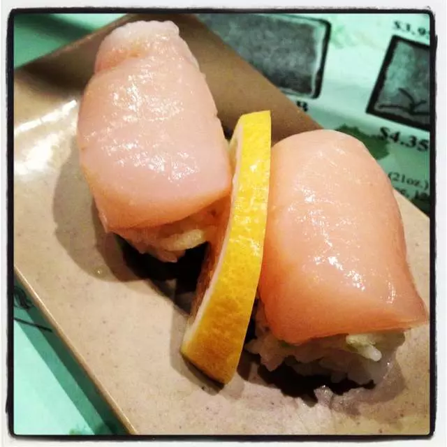 Warakubune Sushi