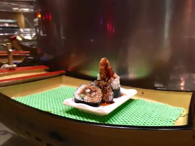 Warakubune Sushi