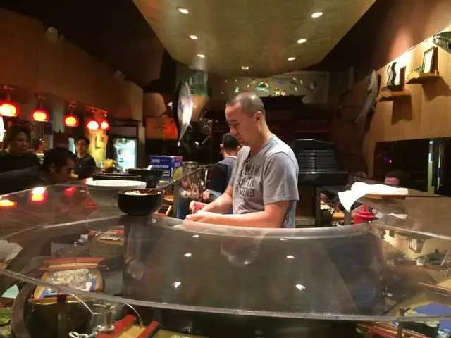 Warakubune Sushi
