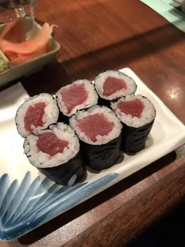 Warakubune Sushi