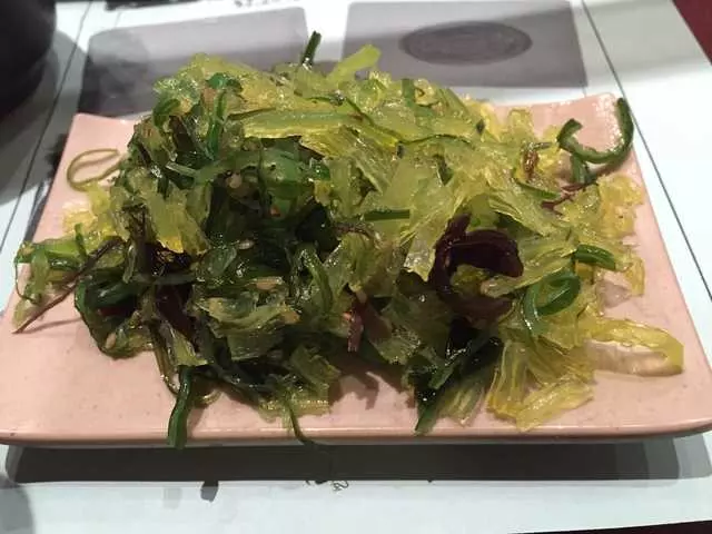 Warakubune Sushi