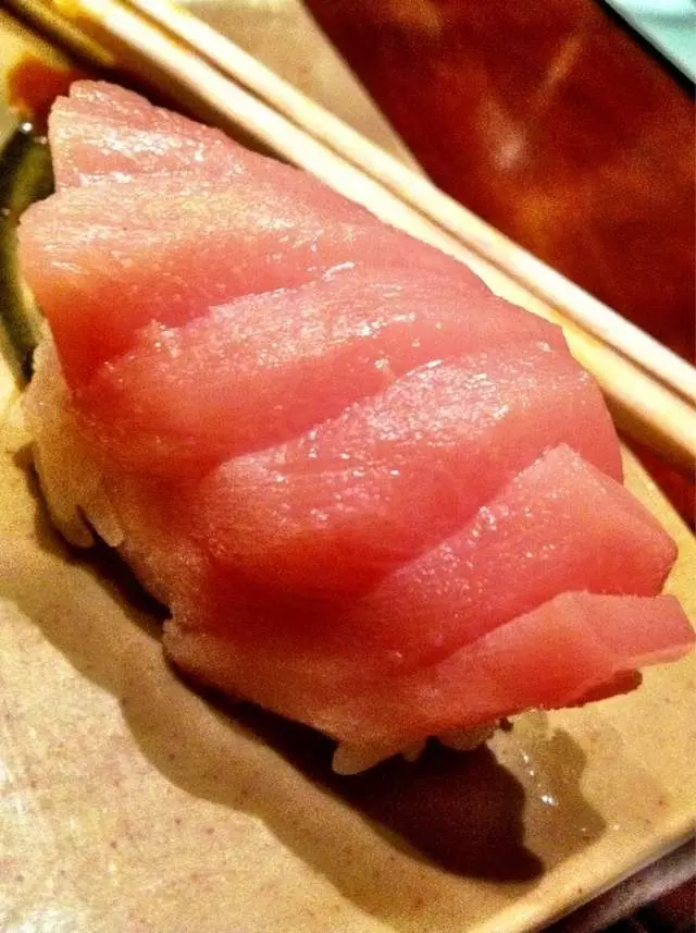 Warakubune Sushi