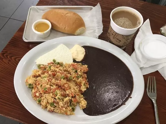 Universal Bakery