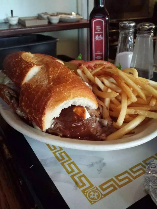 Double Play Bar & Grill